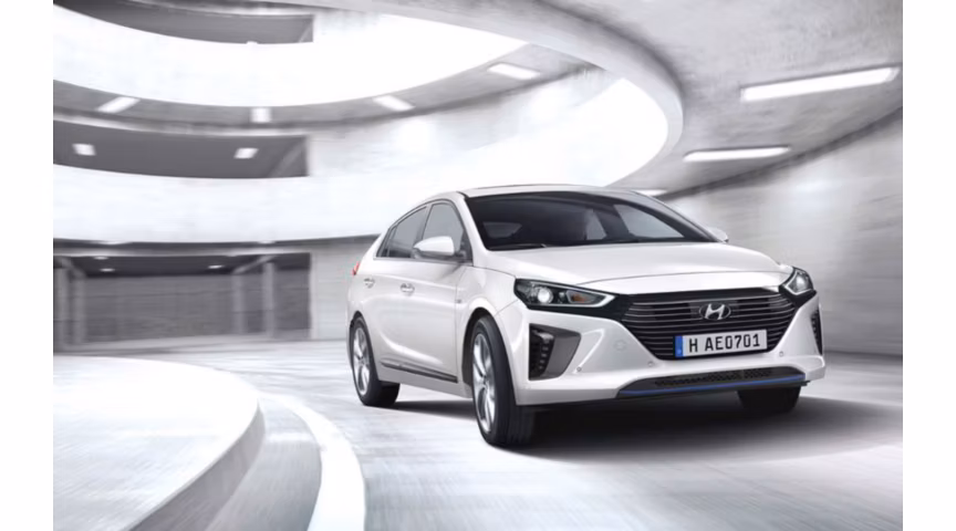 IONIQ 3 Select (2026 MY) 107,8 kW Standart Menzil Elektrik Otomatik